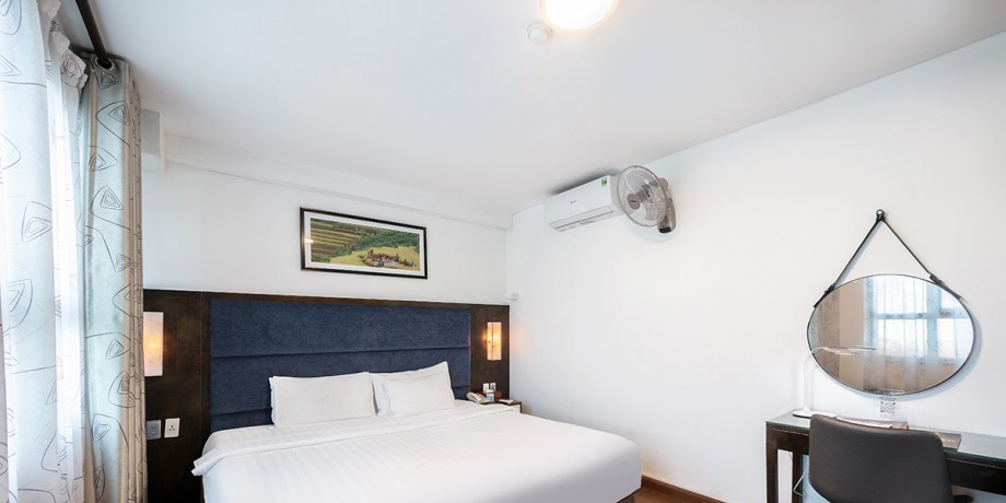 sangtrong701 (2).jpg